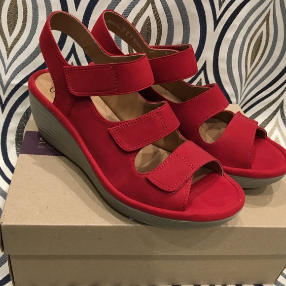 clarks red sandals